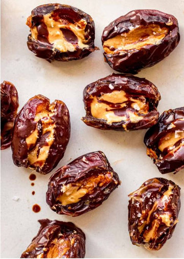 Stuffed Dates with Peanut Butter & Chocolate (C)