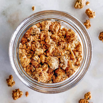 Oat & almond pulp granola (M)