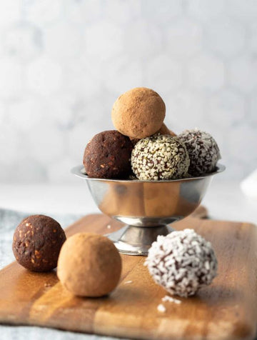 Almond Pulp Energy Balls (M)