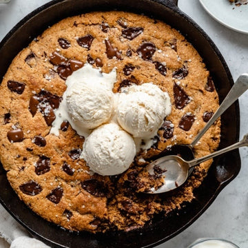 Grain Free Chocolate Chunk Skillet Cookie (M)