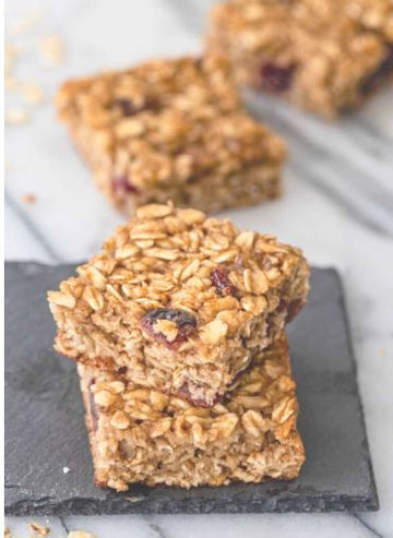 Oatmeal Breakfast Bars (M)